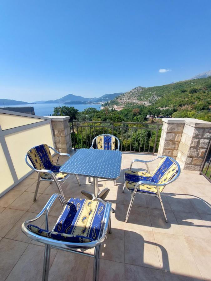 Sunny Side Vala Budva